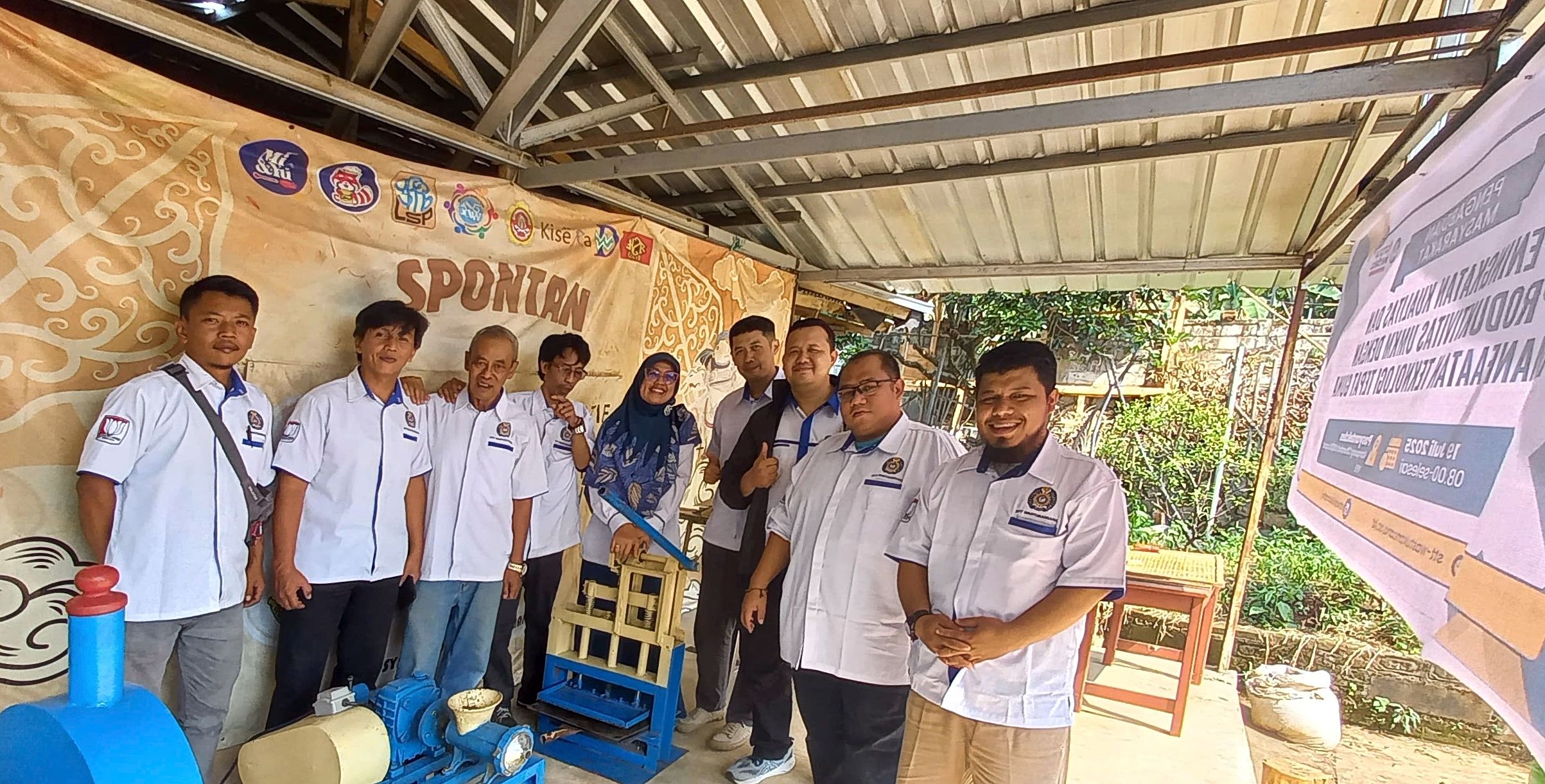 Pengabdian kepada Masyarakat-Teknoekonomi Produksi Nori Dan Produk Turunannya Berbahan Baku Pakcoy Memanfaatkan Teknologi Tepat Guna Di Desa  Rajamandala Kulon