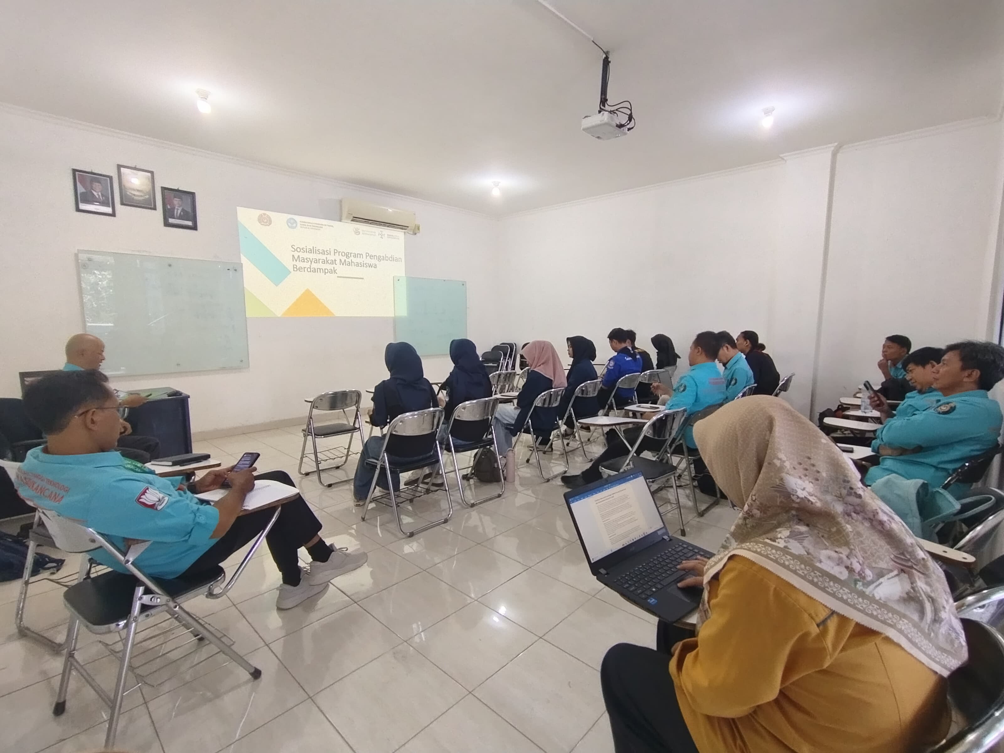 Sosialisasi Pengabdian Masyarakat-BEM Berdampak